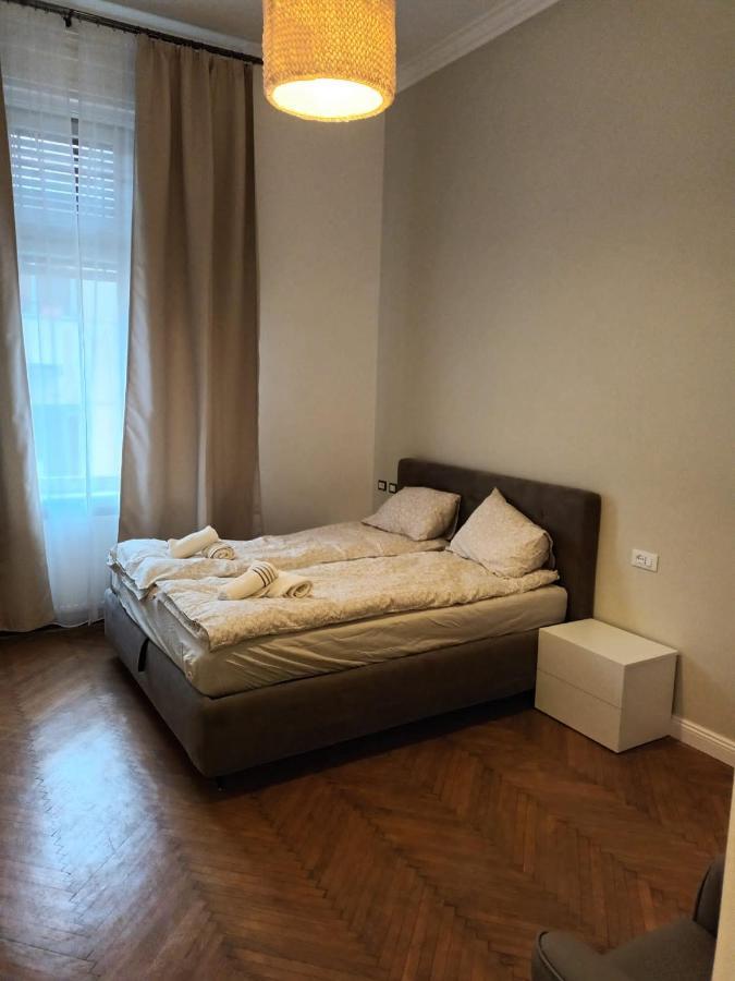 Duna River Shining Apartments Budapesta Exterior foto
